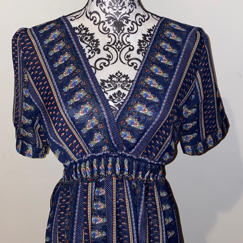 Bohemian Floral Maxi Boho V-Neck Boutique Dress Size Small - Picture 2 of 8